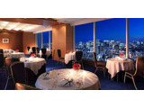 東京タワーや新宿の超高層ビル群が眺められるホテルレストラン